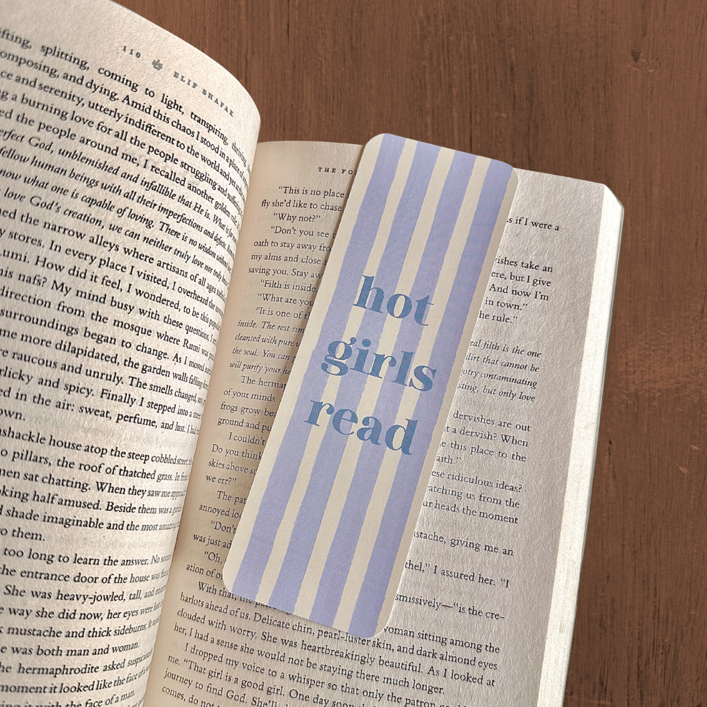 Hot Girls Read